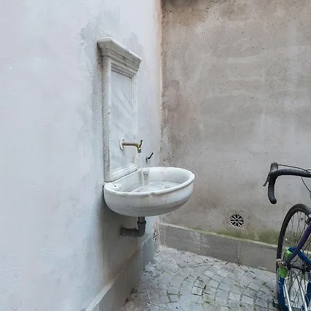 Sweet Little Near Pantheon *